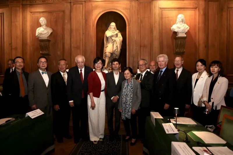  Taiwan-France Cultural Award winners honored in Paris