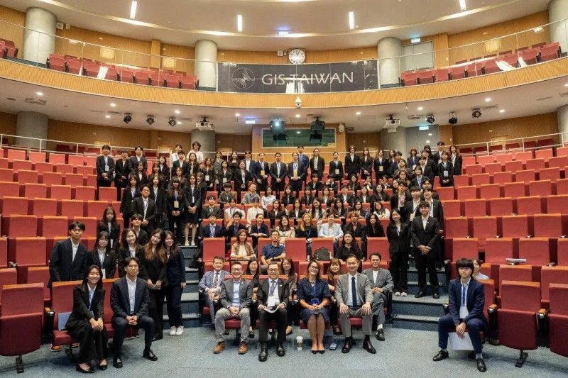 Deputy FM Chen attends Global Initiatives Symposium in Taipei