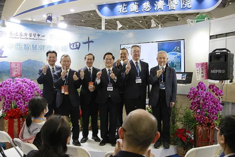 塑膠回收率創醫學中心之最 花蓮慈濟x大愛感恩科技 打造醫療善循環