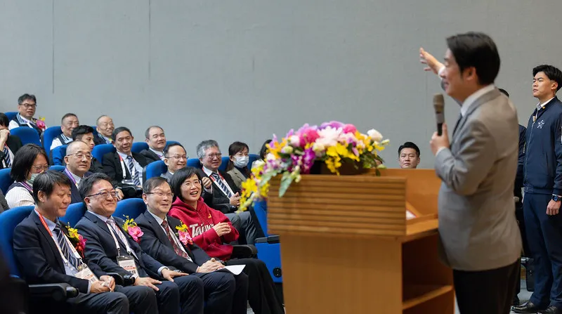總統出席國醫節慶祝大會　盼攜手打造更健全的醫療照護環境　共同為國人健康努力