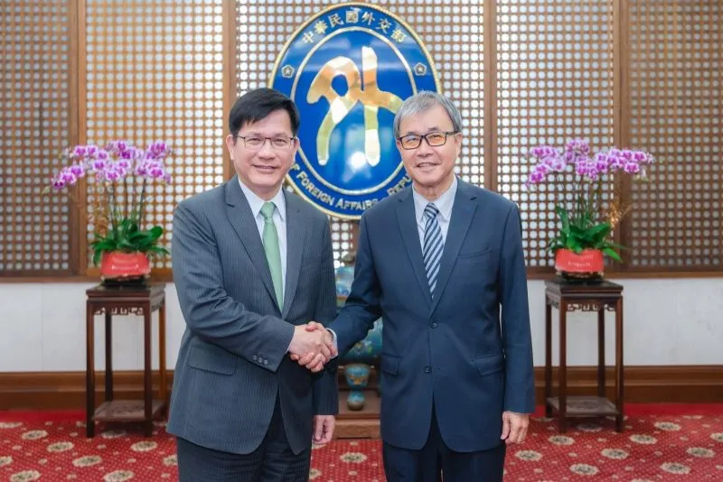  Foreign, education ministries jointly promote educational diplomacy
